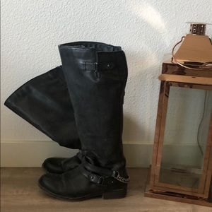Riding boots